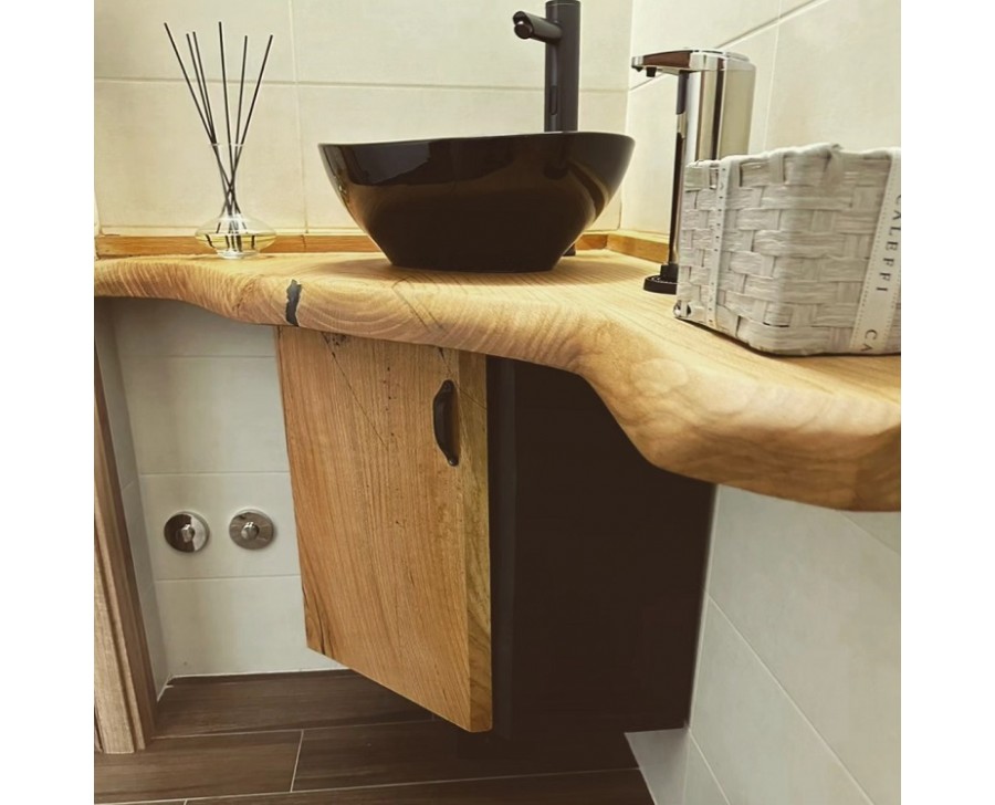 Mobile bagno angolare sospeso in legno massello rovere con antina